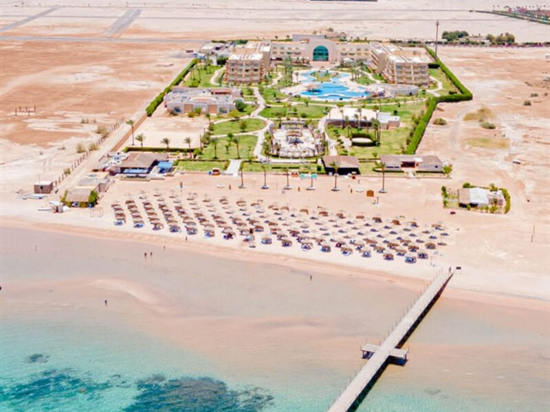 Mövenpick Waterpark Resort & Spa Soma Bay