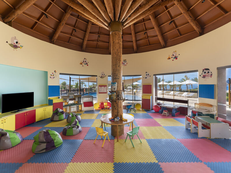 Mövenpick Resort & Spa Tala Bay