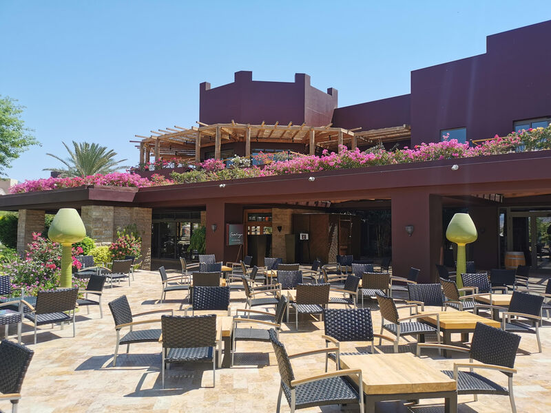 Mövenpick Resort & Spa Tala Bay