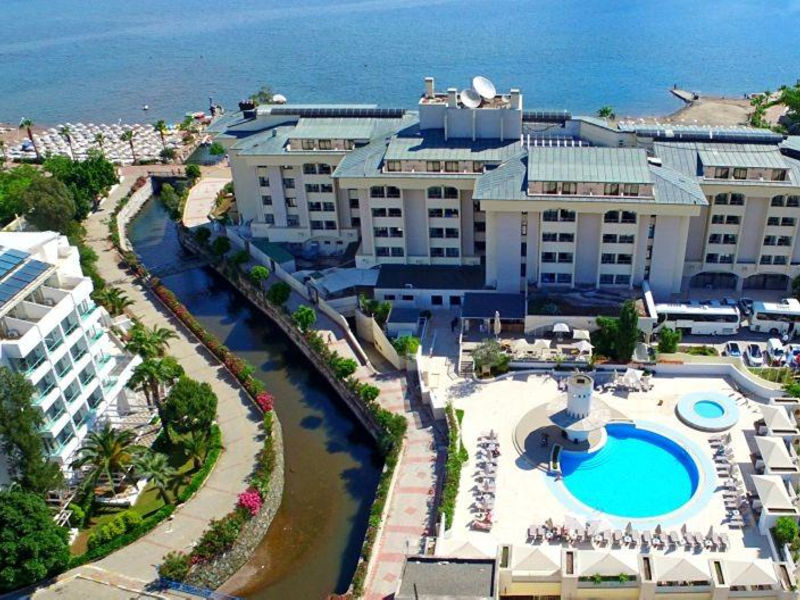 Munamar Beach