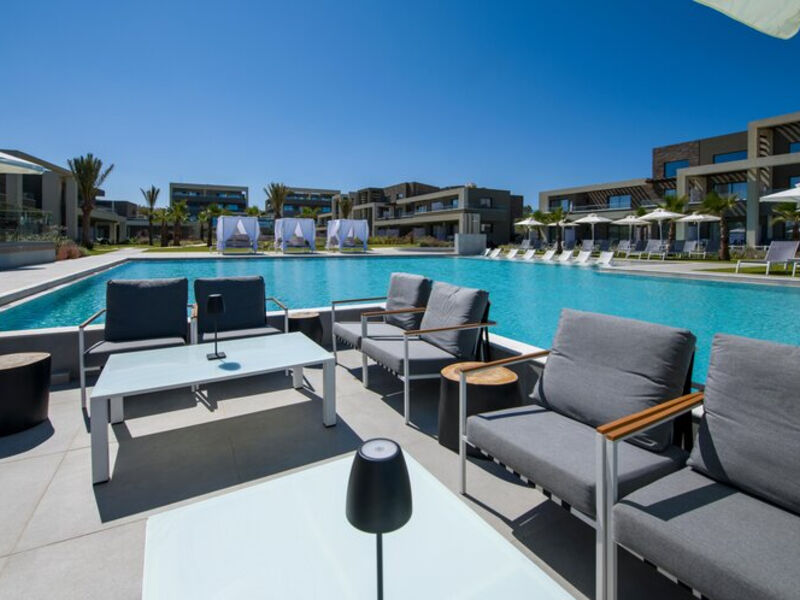 Myrion Beach Resort