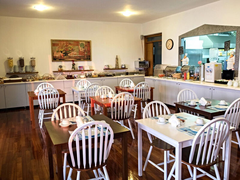 Naftilos Boutique