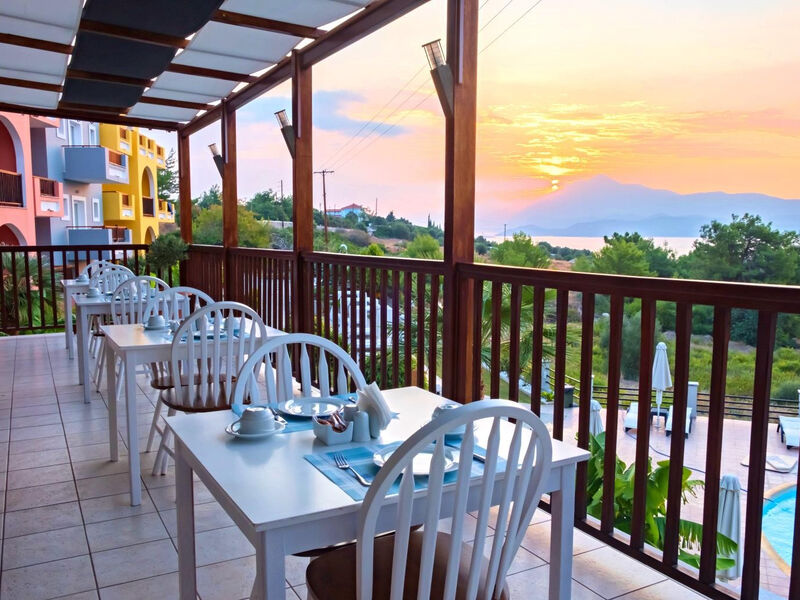 Naftilos Boutique