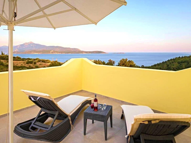 Naftilos Boutique