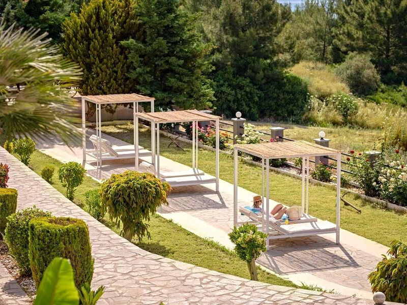 Naftilos Boutique