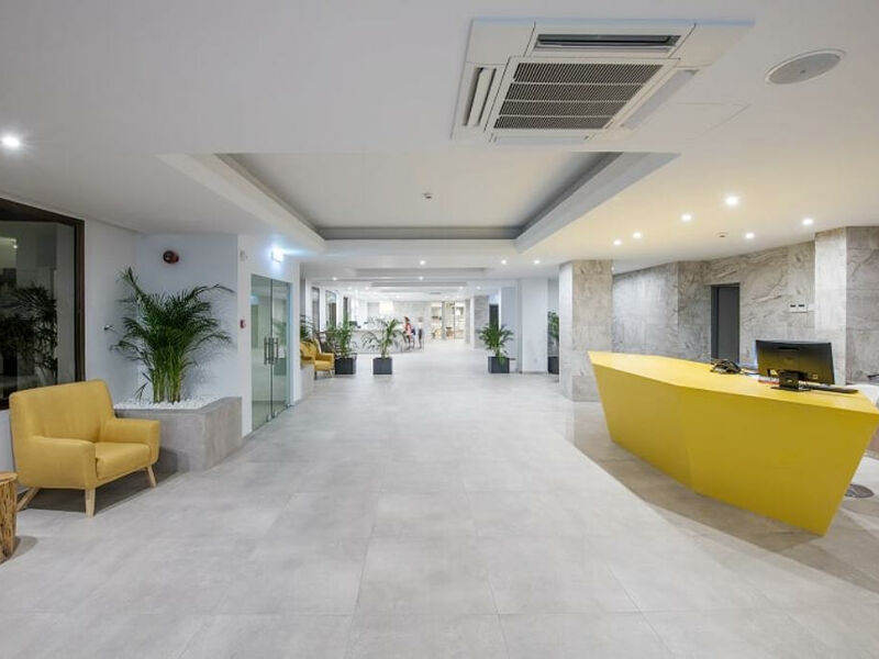 Narcissos Water Park Resort