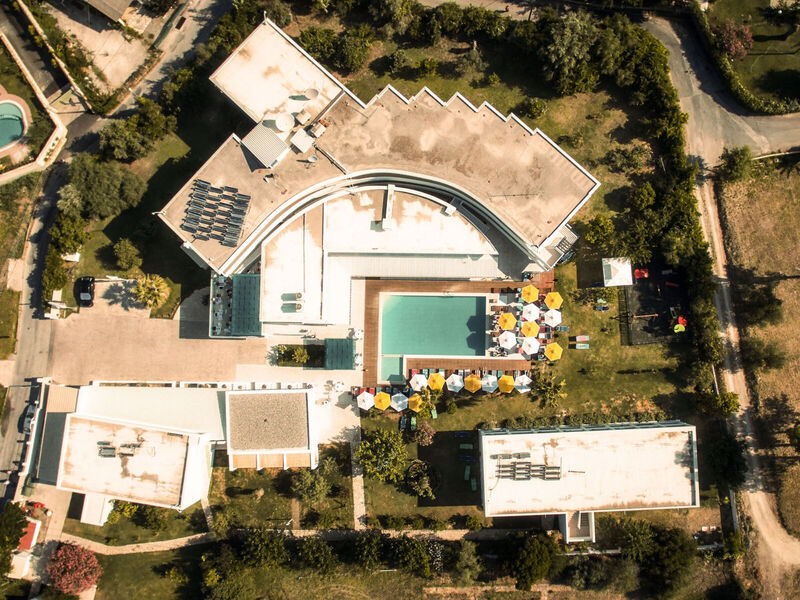 Nasos & Resorts