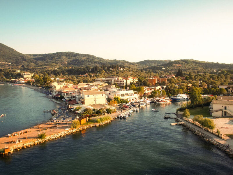 Nasos & Resorts