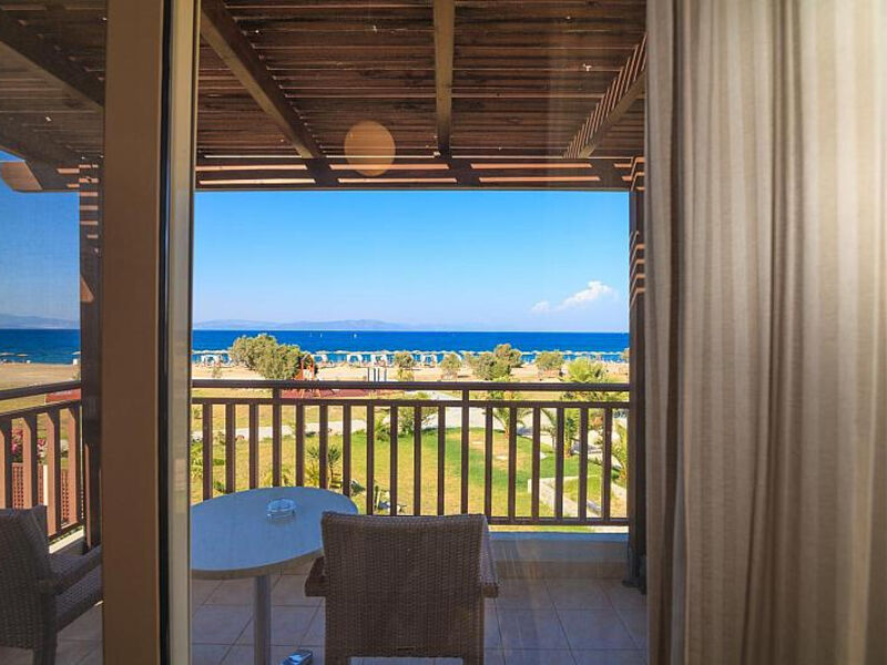 Natura Park Village & Spa
