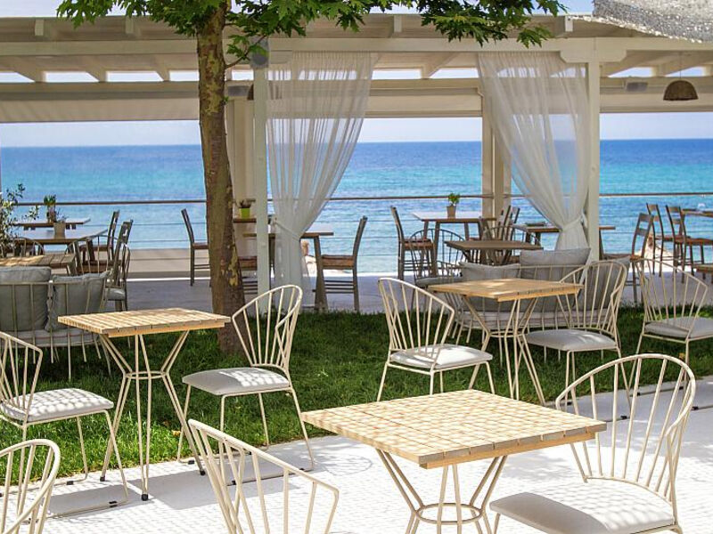 Nefeli Luxury Villas
