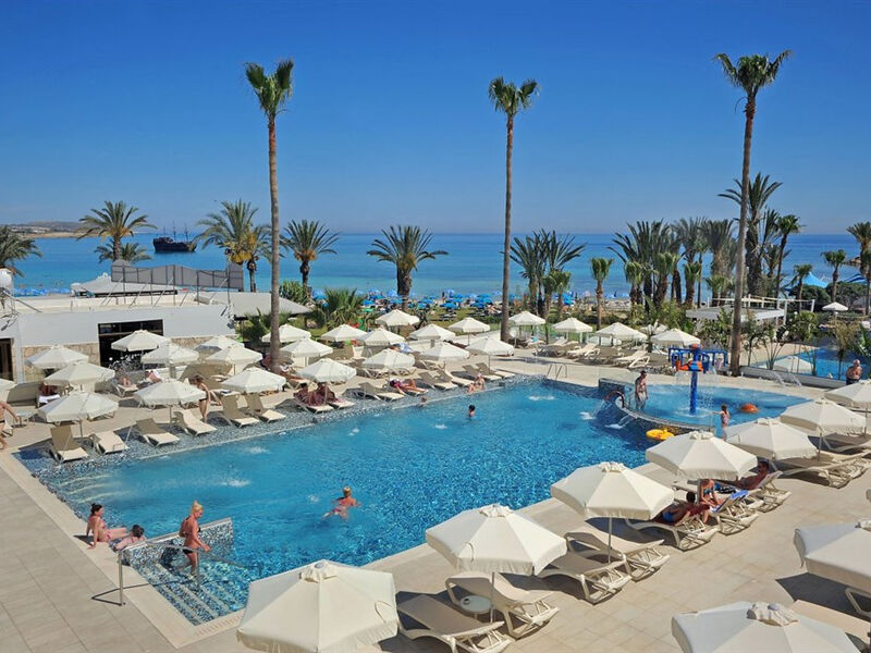 Nelia Beach