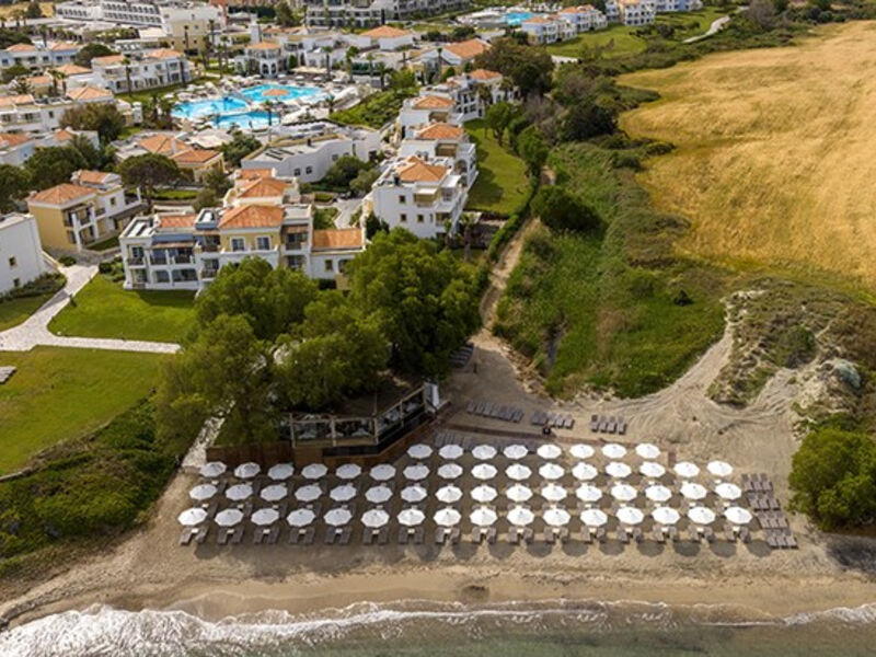 Neptune Luxury Resort
