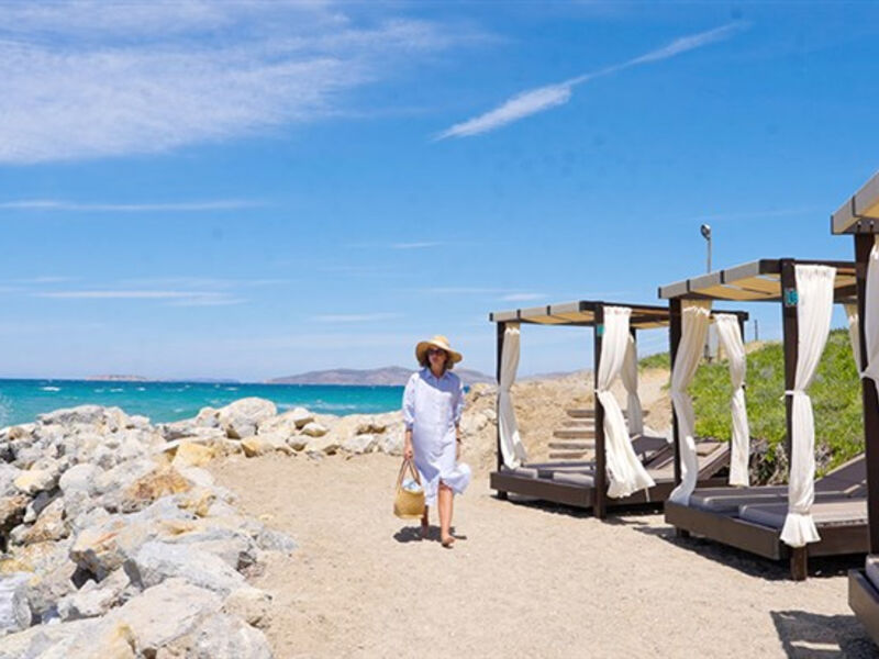 Neptune Luxury Resort