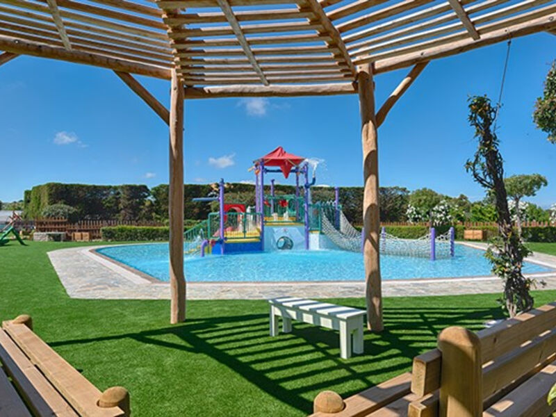 Neptune Luxury Resort