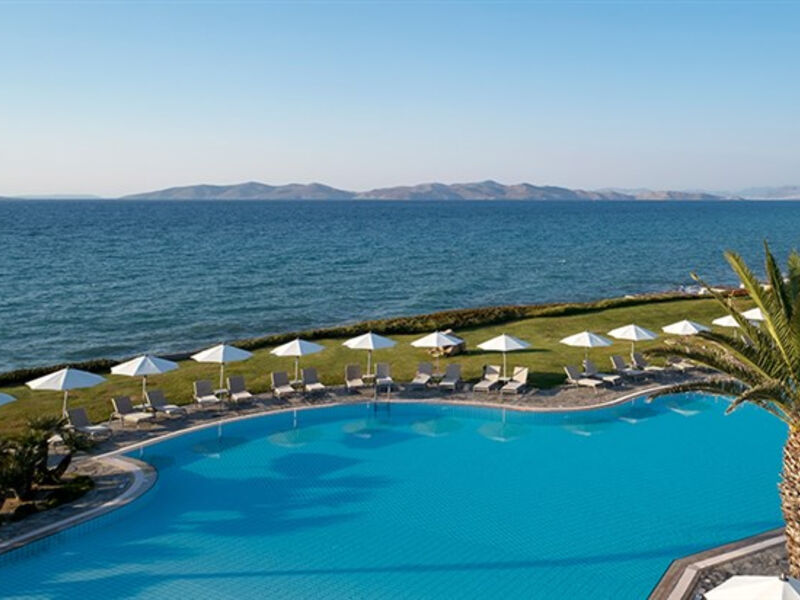 Neptune Luxury Resort