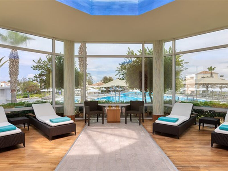 Neptune Luxury Resort
