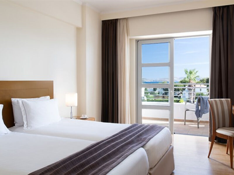 Neptune Luxury Resort