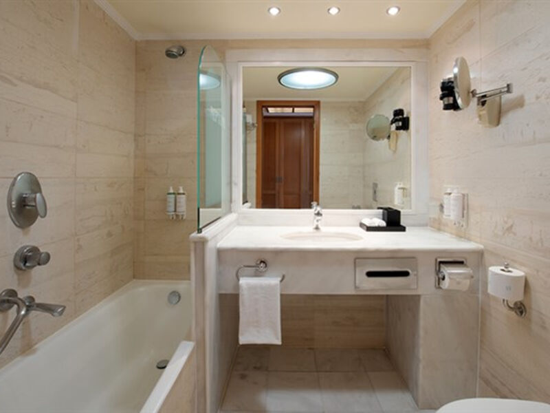 Neptune Luxury Resort