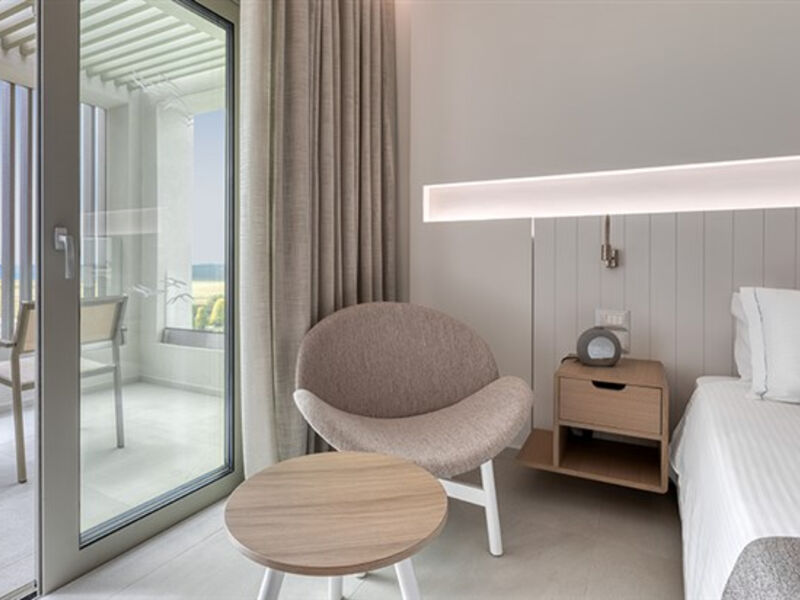 Neptune Luxury Resort