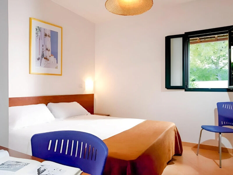Nicolaus Club Meditur Village