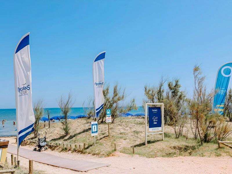 Nicolaus Club Meditur Village