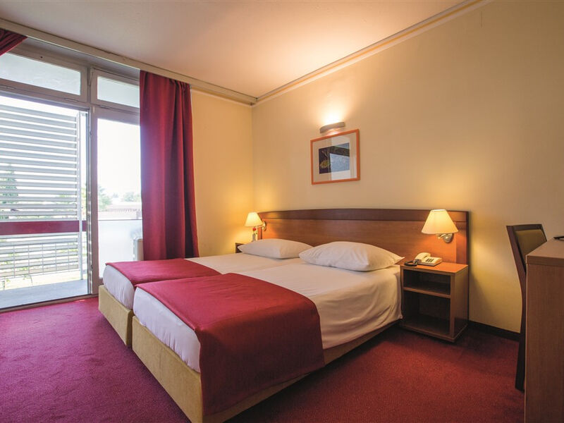 Beach Hotel Niko