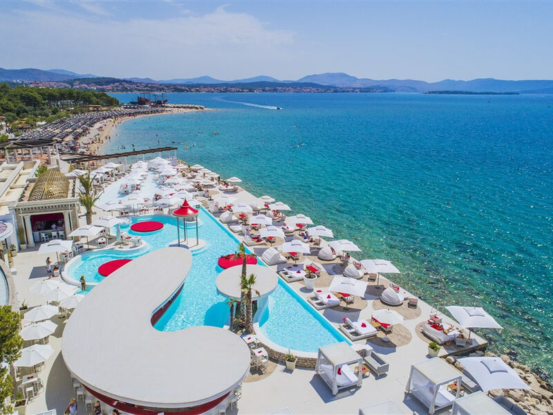 Beach Hotel Niko