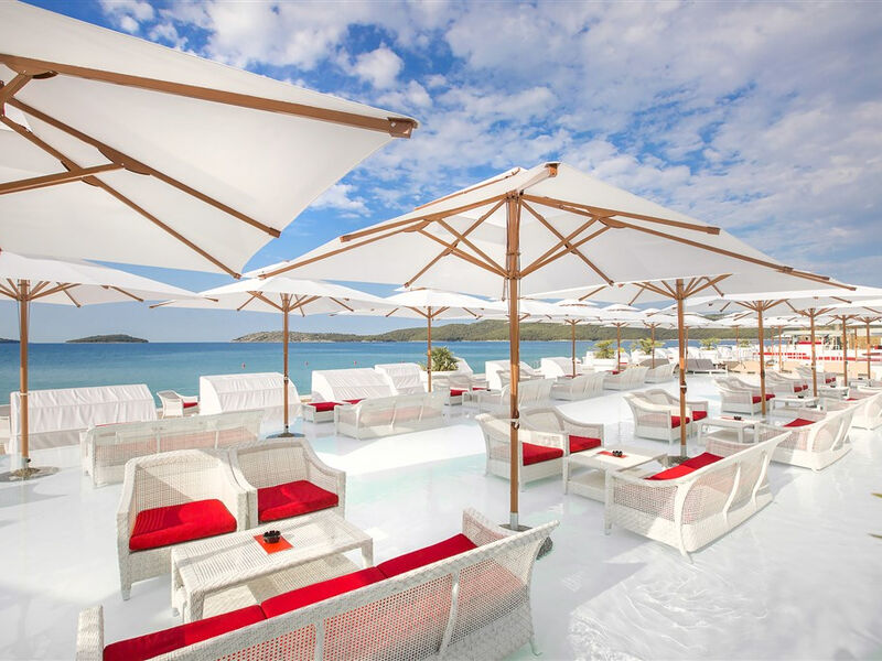 Beach Hotel Niko