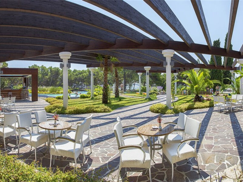 Beach Hotel Niko