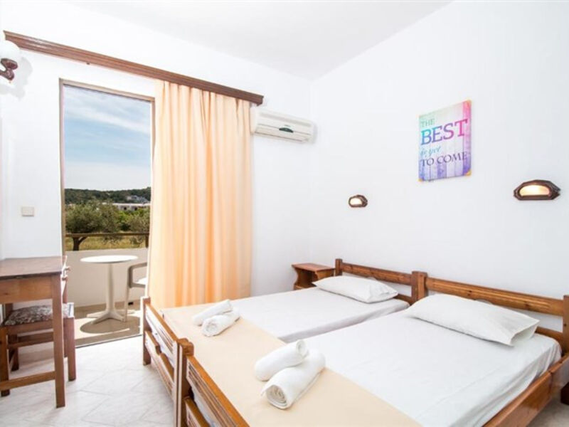 Nikos B&B