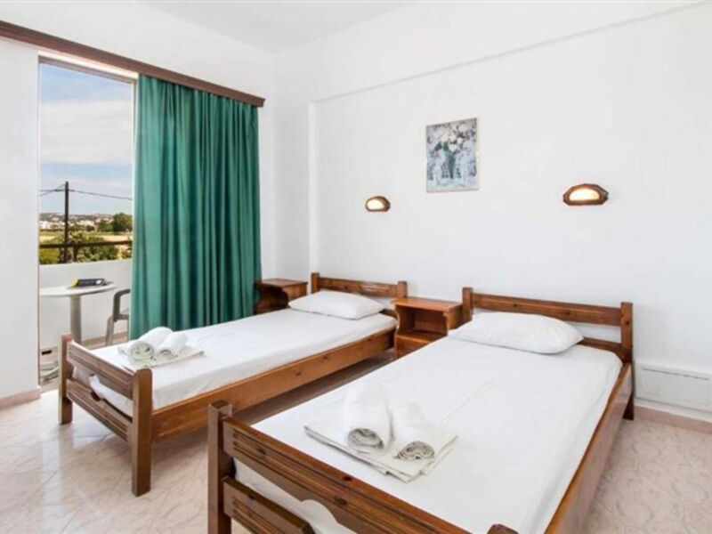 Nikos B&B