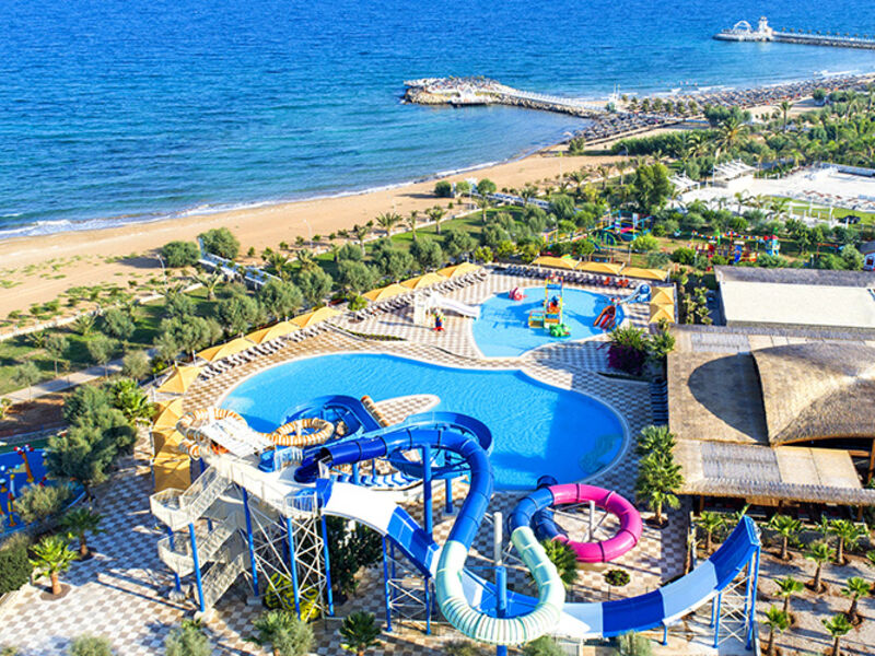 Noah'S Ark Deluxe Hotel & Spa