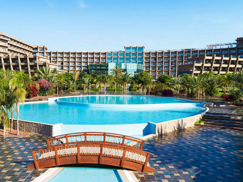 Noah'S Ark Deluxe Hotel & Spa