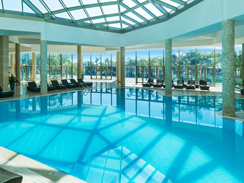 Noah'S Ark Deluxe Hotel & Spa