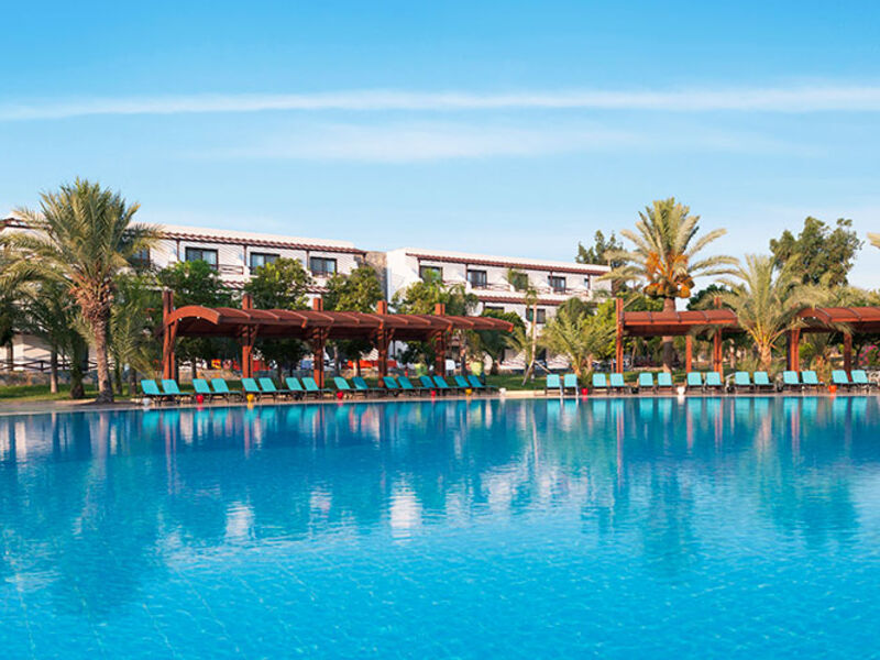 Noah'S Ark Deluxe Hotel & Spa