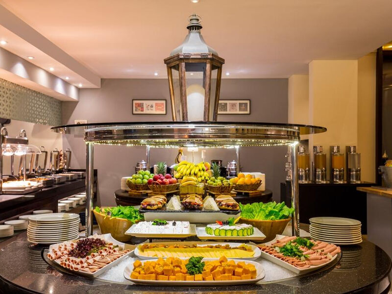 Novotel Deira City Center