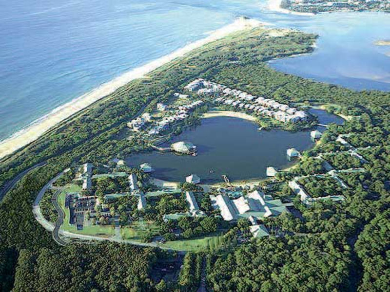 Novotel Twin Waters Resort