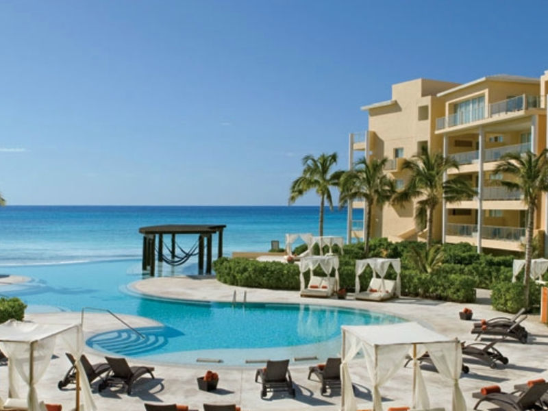 Now Jade Riviera Cancun