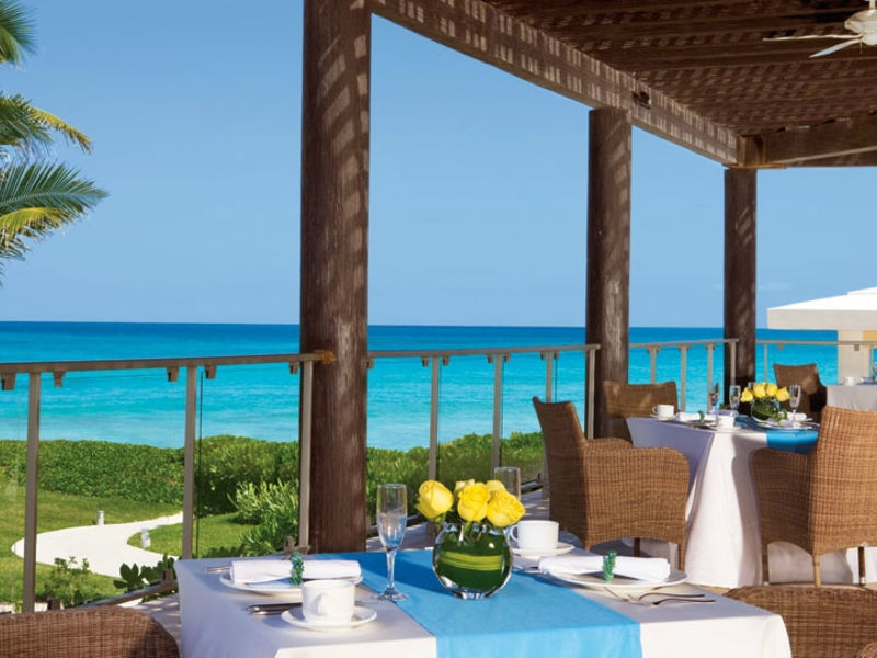 Now Jade Riviera Cancun