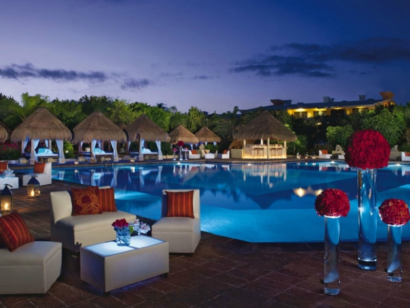 Now Sapphire Riviera Cancun
