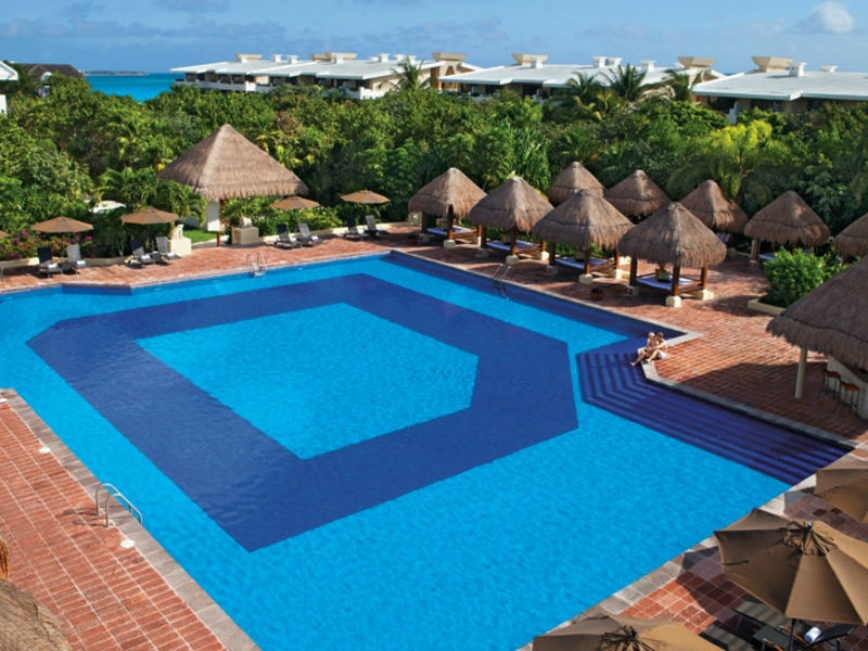 Now Sapphire Riviera Cancun