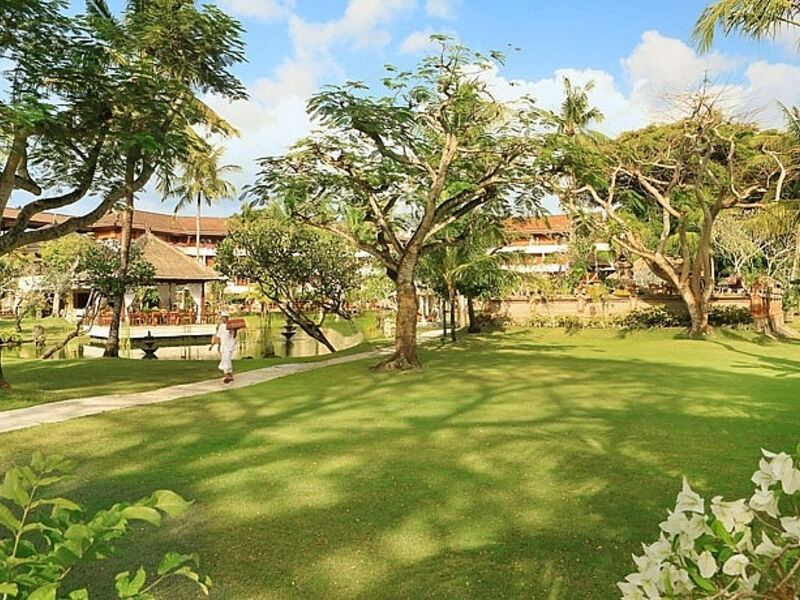 Nusa Dua Beach Hotel & Spa