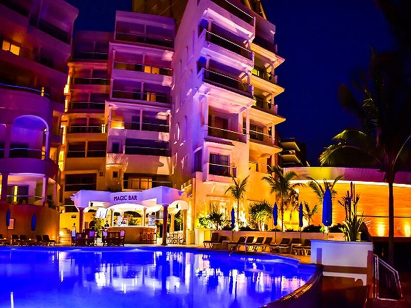 Nyx Cancun