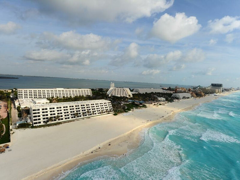 Oasis Cancun Grand
