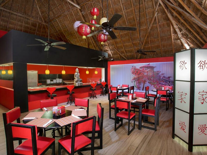 Oasis Cancun Grand