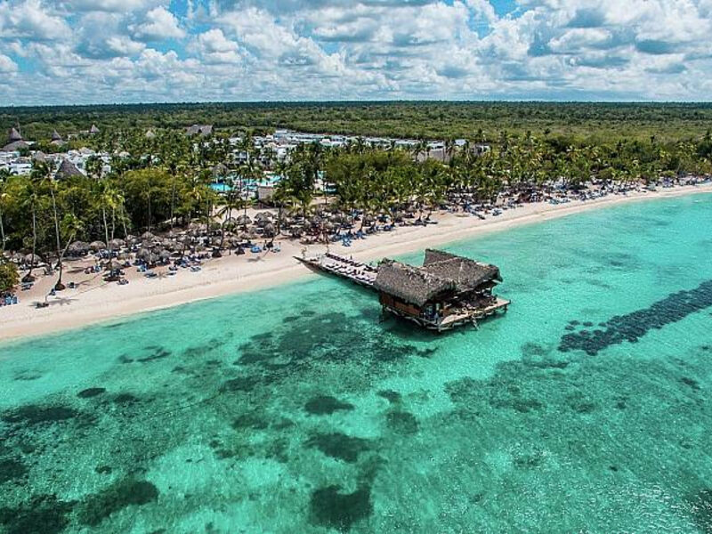 Oasis Canoa Beach Resort