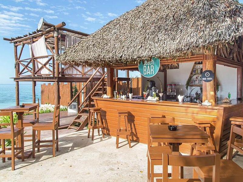 Oasis Canoa Beach Resort