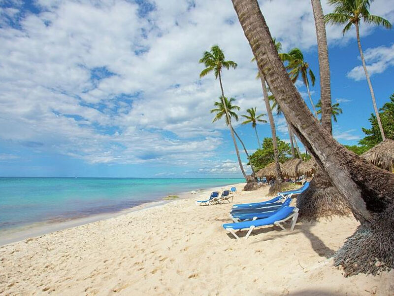 Oasis Canoa Beach Resort