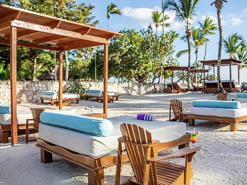 Oasis Canoa Beach Resort