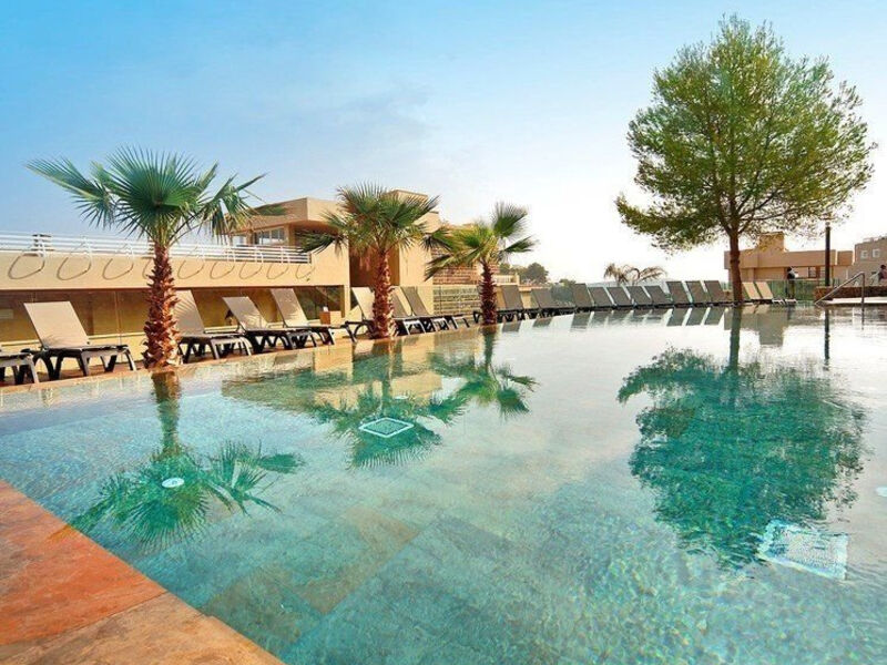 Occidental Cala Vinas